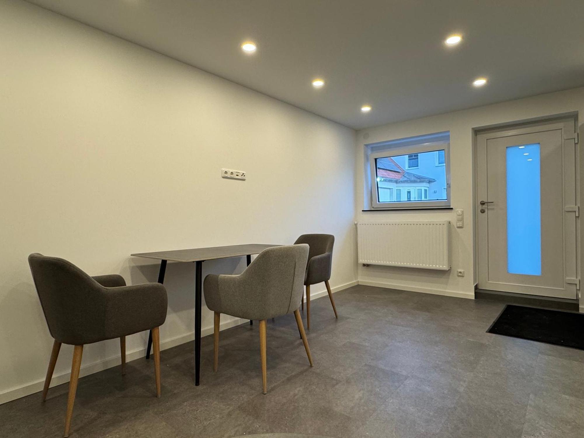 W&P Living Wohnung Mit Ausblick - Parkplatz Biberbach  Luaran gambar